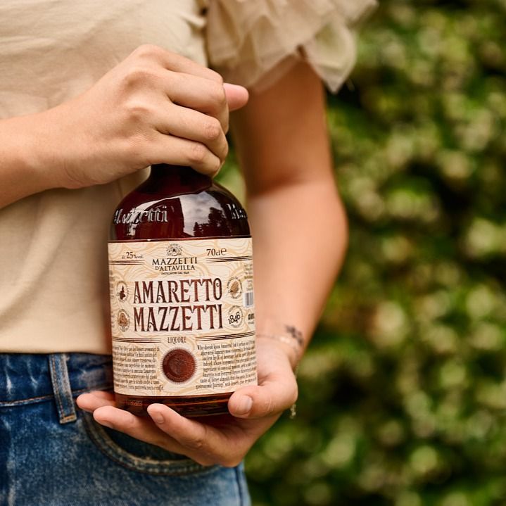 Amaretto Mazzetti – Vini e spirits, Deluxy