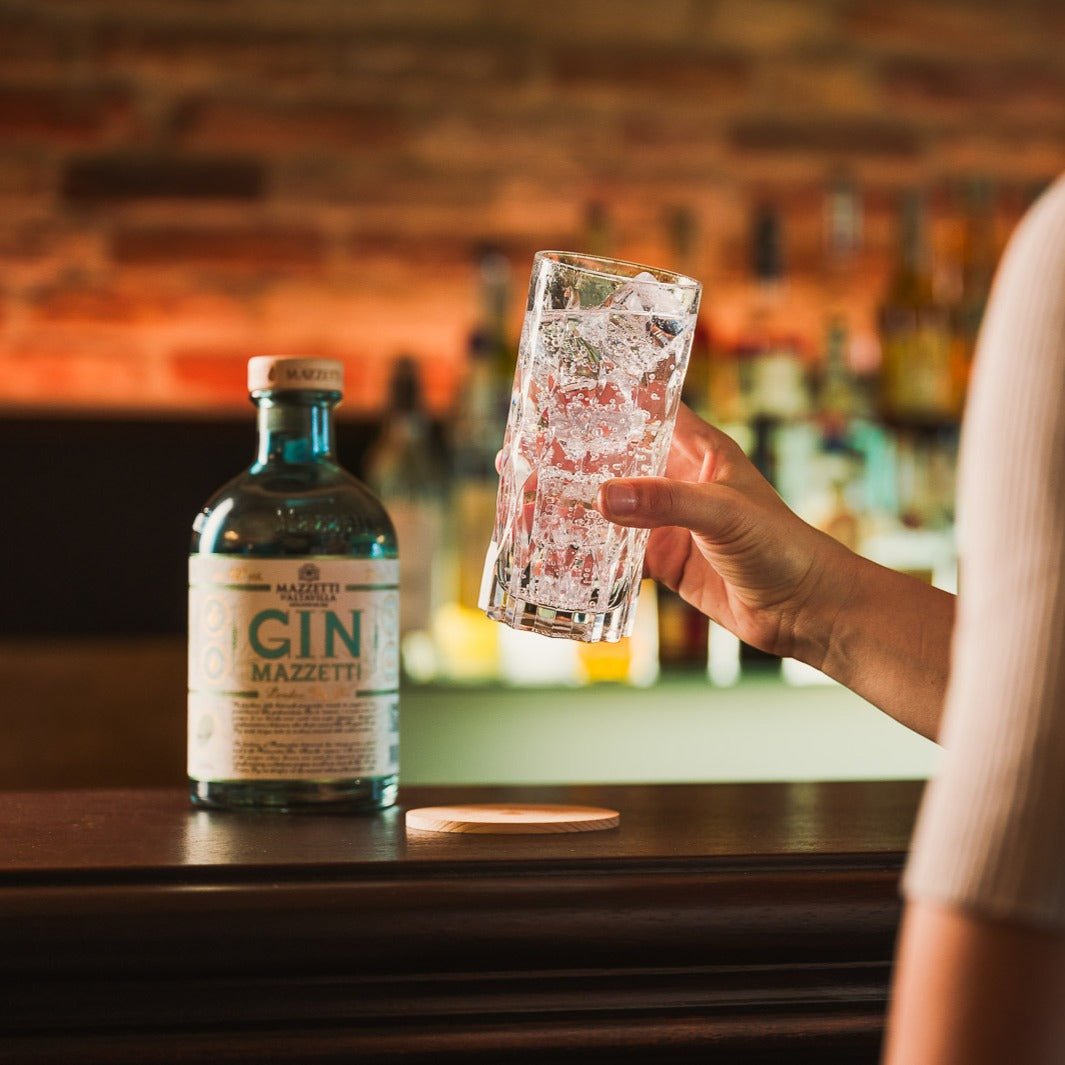 Gin Mazzetti - DELUXY