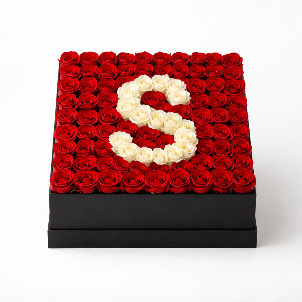 Letter Luxury Roses - DELUXY