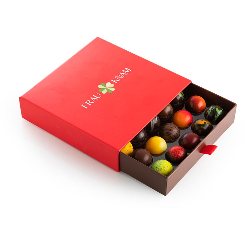 Pregiate Praline - Frau Knam - DELUXY