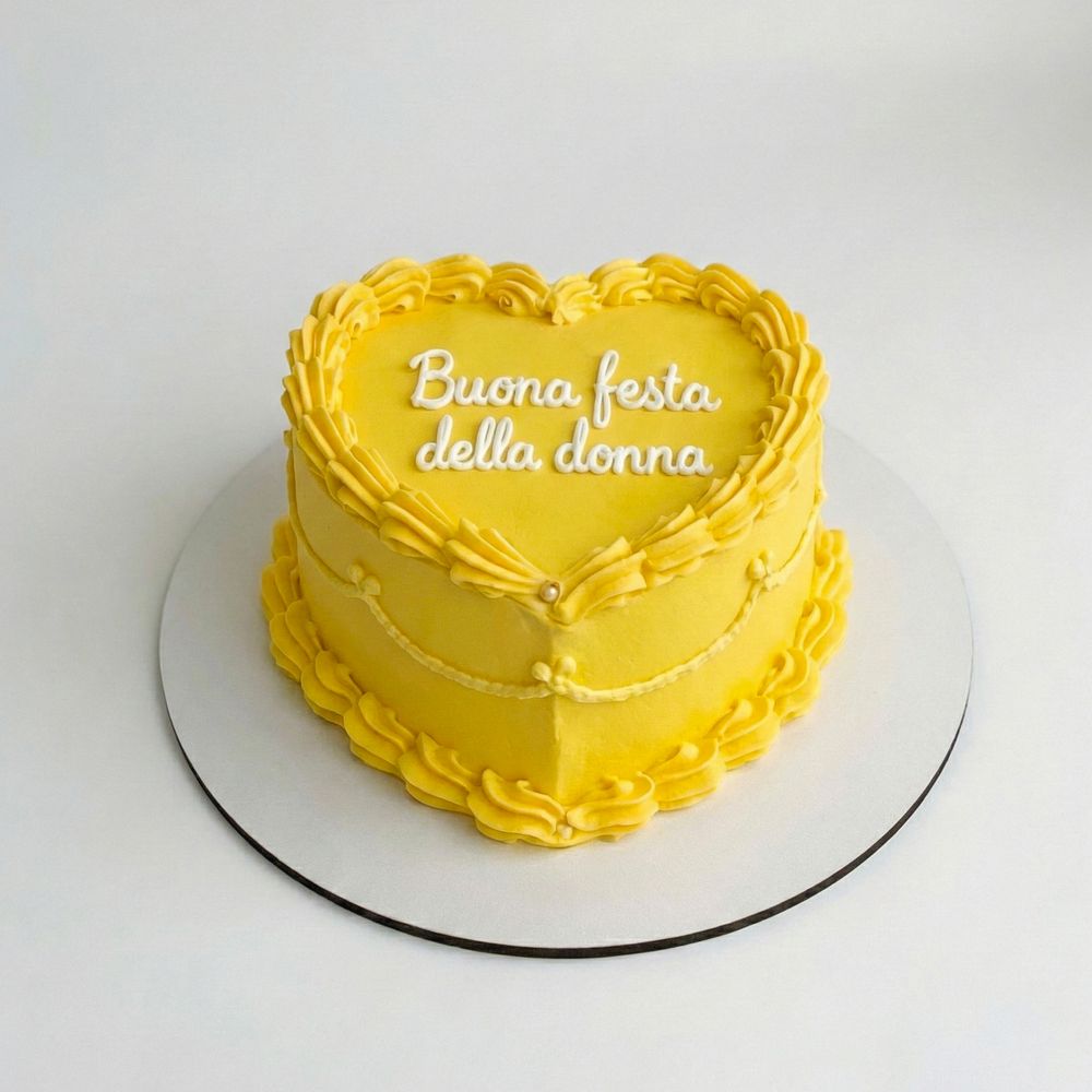 Women's Day Vintage Cake - DELUXY