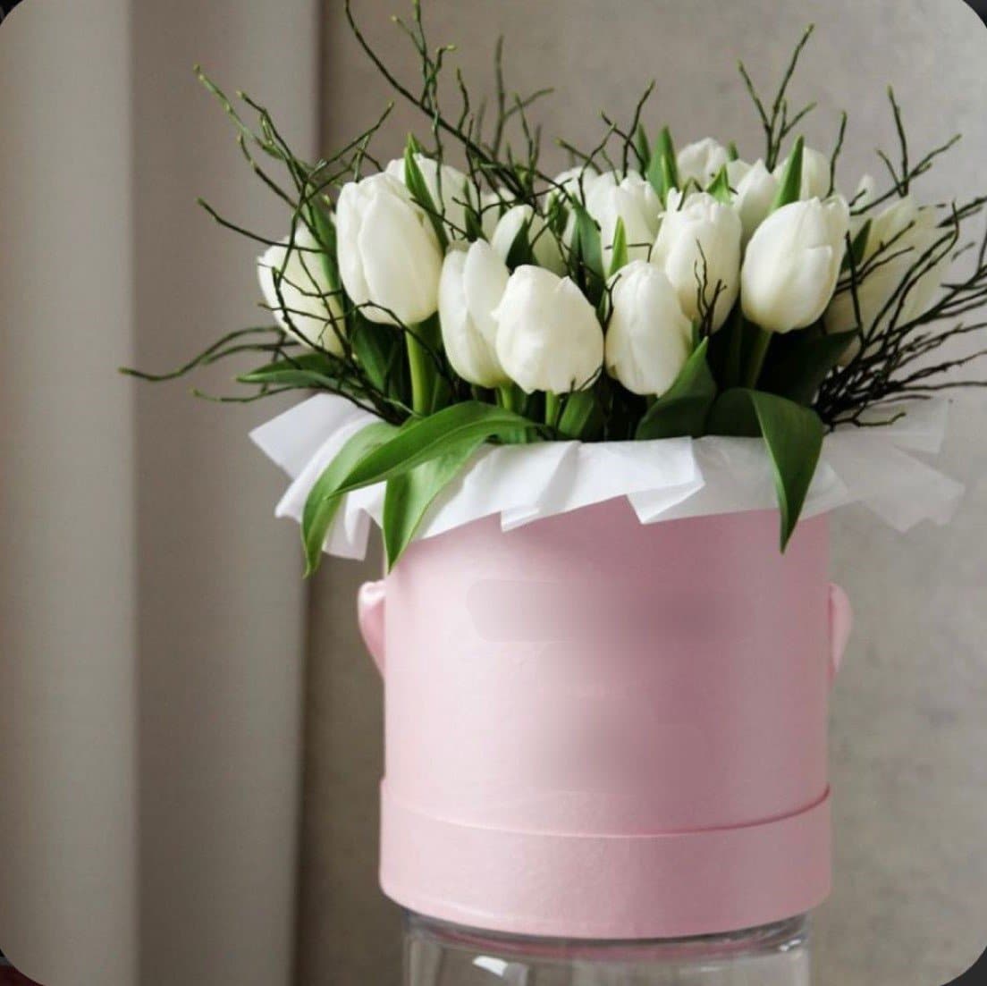 Cappelliera rosa con fiori bianchi - DELUXY BOUTIQUE