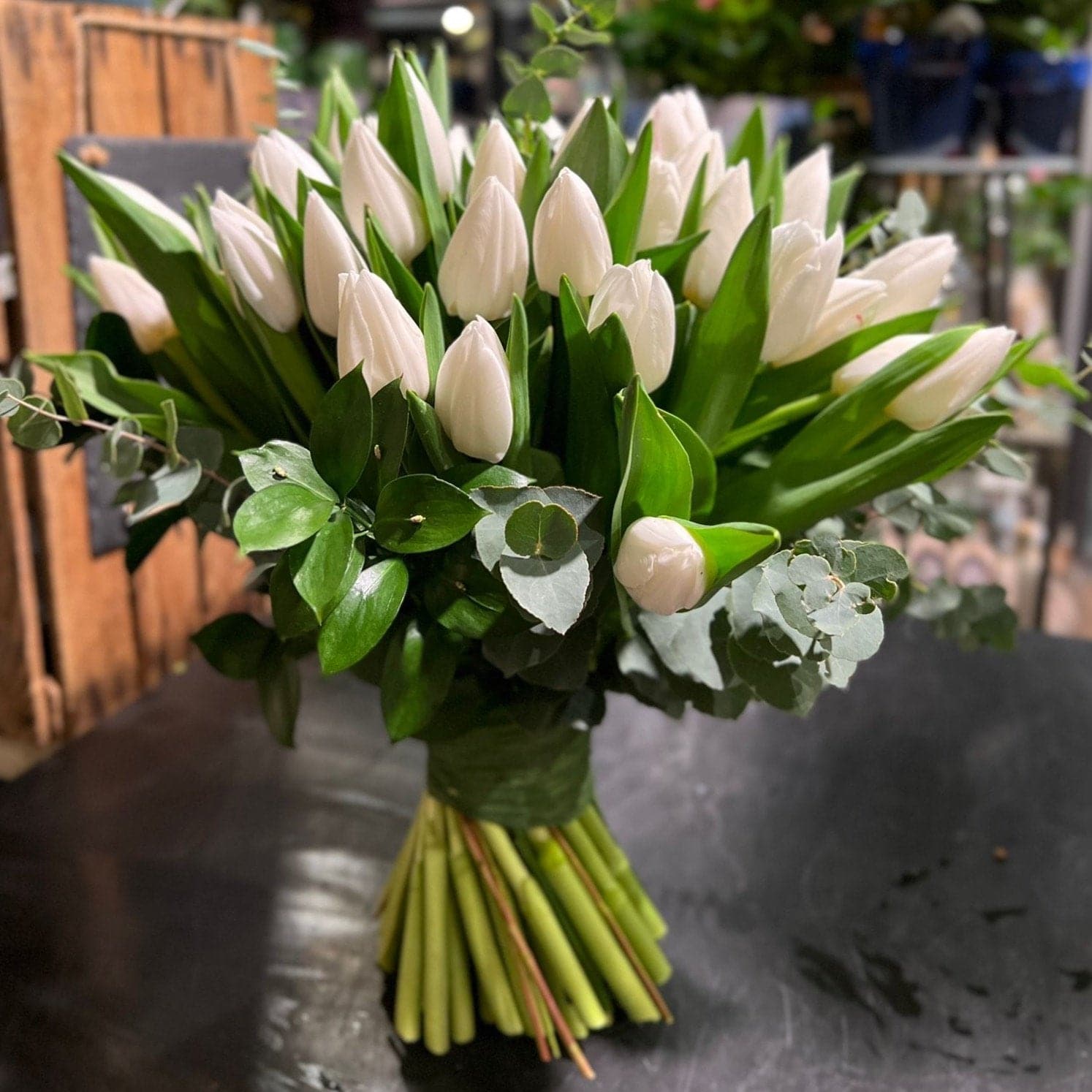 Consegna fiori a domicilio con Deluxy: a Milano e dove tuoi tu – DELUXY